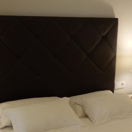 Apartamentos Marina Beach Valencia Bagian luar foto